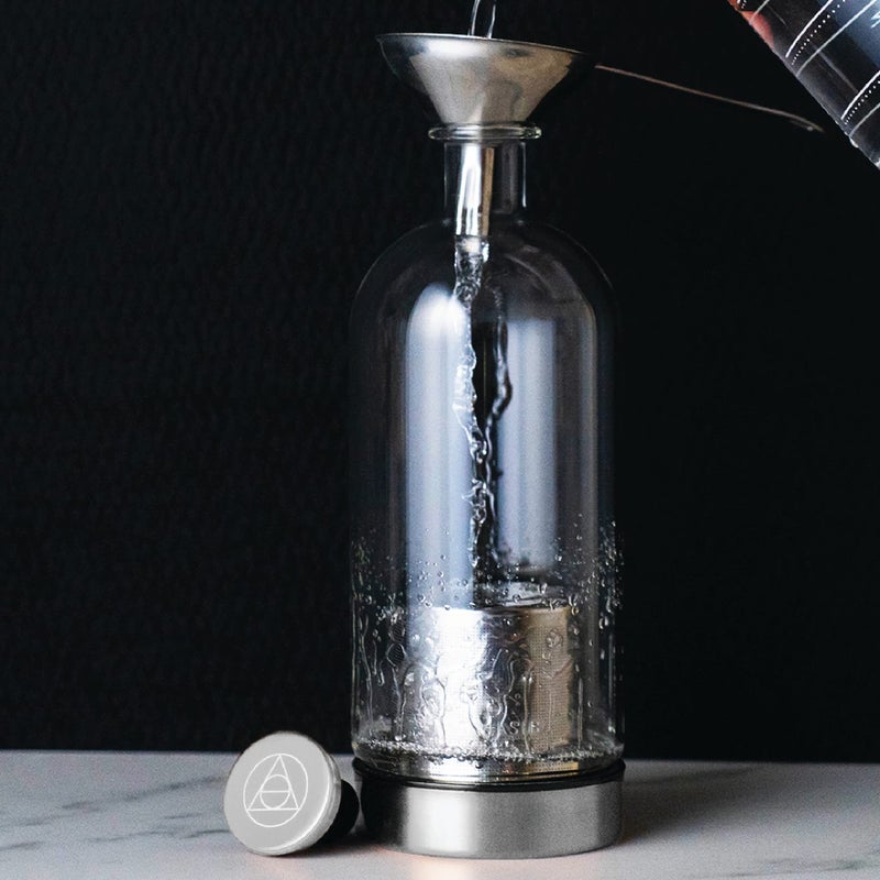 Ethan + Ashe Alkemista Alcohol Infuser - Ethan+Ashe - Add Flavor To Spirits - Infuser For Vodka, Gin, Rum, Scotch, Whisky, & More - Stainless Steel - Glass Infusion Bottle - Fine Filter - 950 ML - Image 5